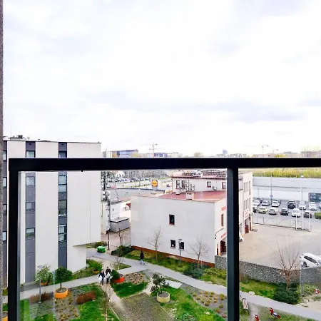 Modern Mogilska Near Tauron Arena - By Hosty 公寓